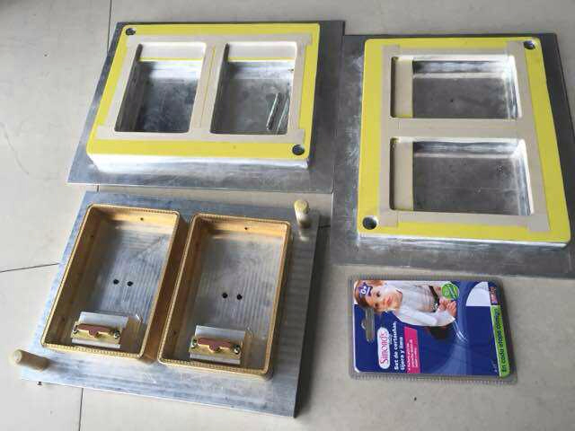 自動轉(zhuǎn)盤高周波機模具圖